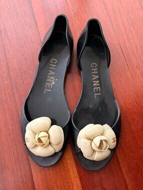 Chanel Peep Toe Flats size 41 - No verification so great price!